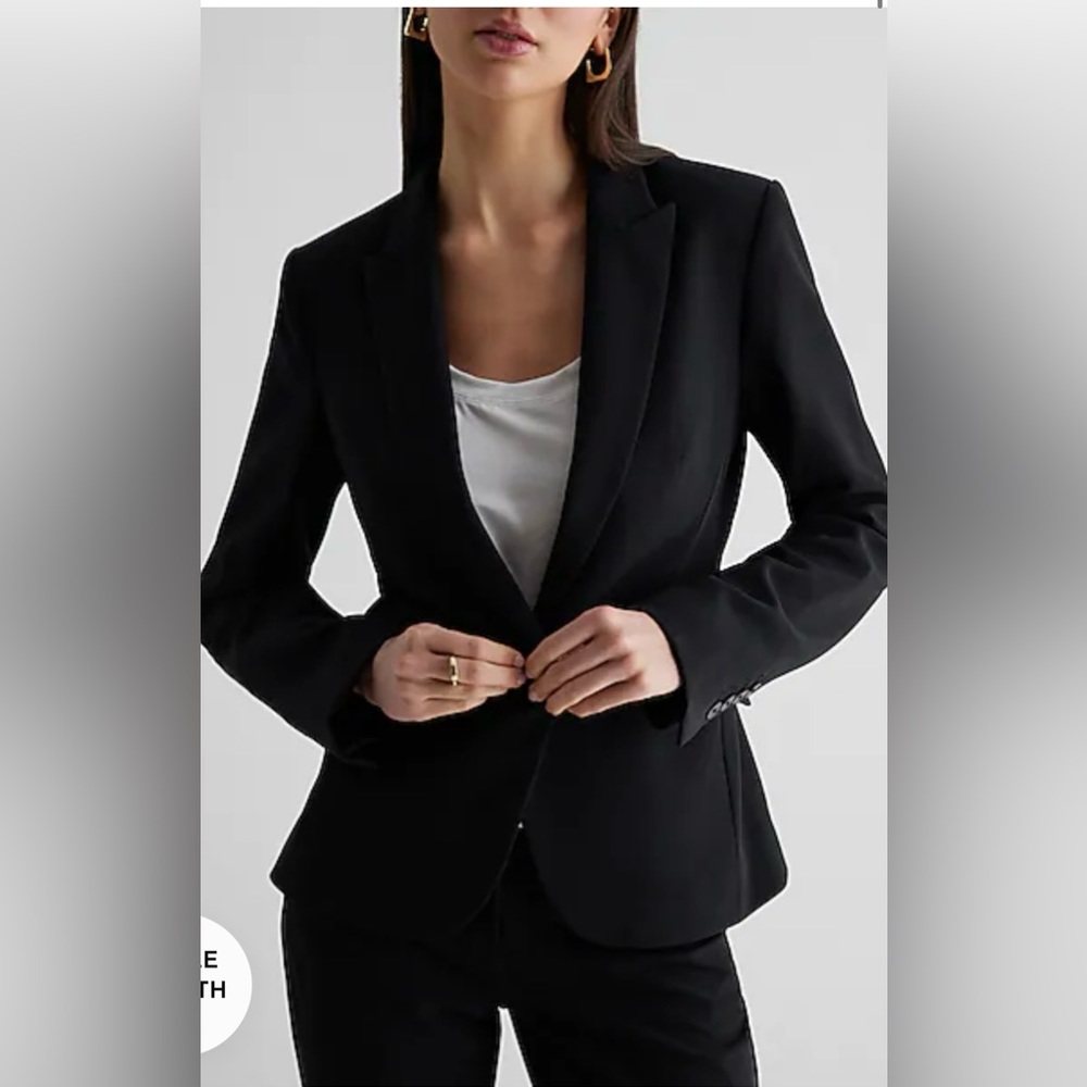 Blazer One Button - image 1